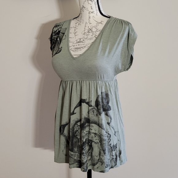 Forever 21 Flowy Top Green Sz Med - Picture 1 of 3